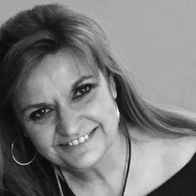 Gómez, Sara